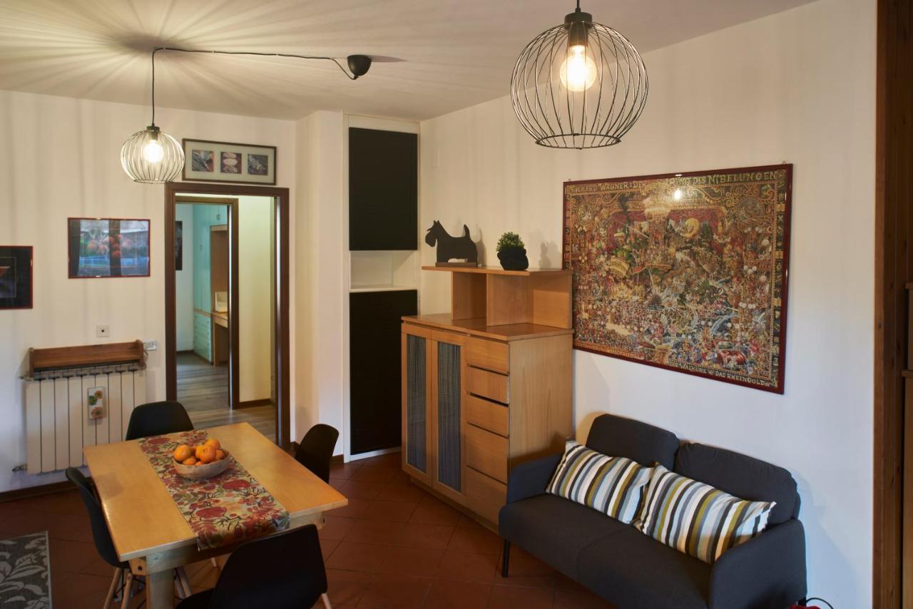 Little Brick House On Siena Hills With Balconies Apartment Ngoại thất bức ảnh